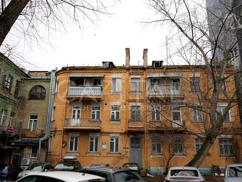 комерційна за адресою Велика Васильківська вул. (Червоноармійська), 63а