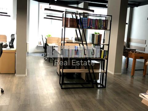 комерційна за адресою Київ, Дегтярна вул., 6А