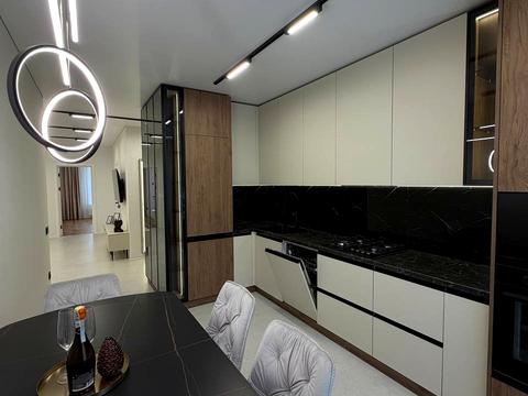 квартира за адресою Приозерна вул., 32