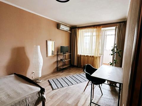 квартира за адресою Дмитра Донцова вул. (Дмитра Донського), 4