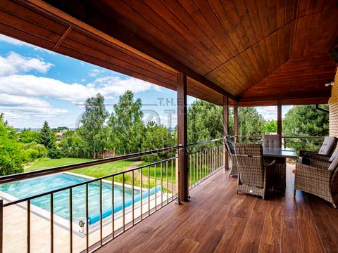 дом по адресу левадна