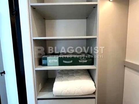 квартира за адресою Князя Романа Мстиславича вул. (Генерала Жмаченка), 28-Б