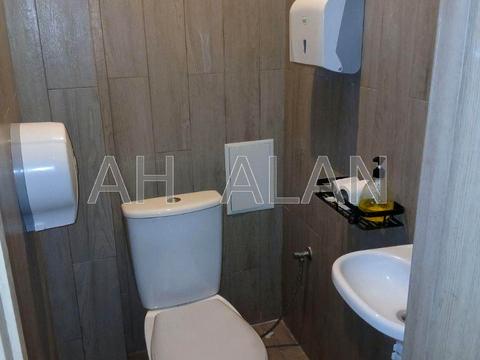 комерційна за адресою Шота Руставелі вул., 15-Б