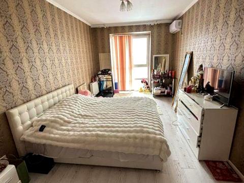 квартира за адресою Патріарха Мстислава Скрипника вул., 48-А