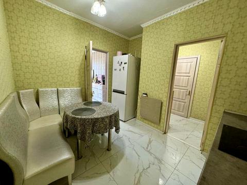 квартира за адресою Патріарха Мстислава Скрипника вул., 48-А