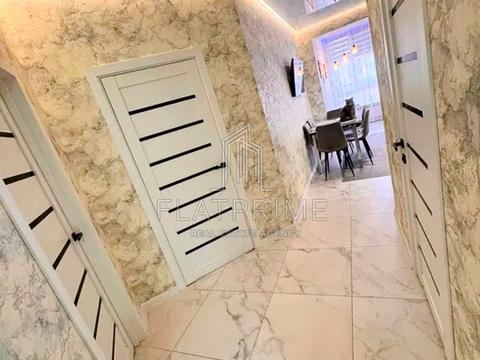 квартира за адресою Свободи вул., 1-С