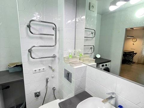 квартира за адресою Небесної Сотні просп. (Маршала Жукова), 111