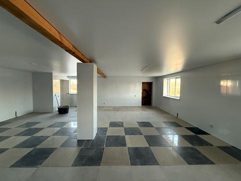 комерційна за адресою Свято-Покровська вул. (Леніна), 215г