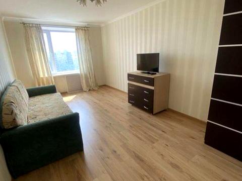 квартира за адресою Князя Романа Мстиславича вул. (Генерала Жмаченка), 8