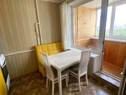 квартира за адресою Князя Романа Мстиславича вул. (Генерала Жмаченка), 8