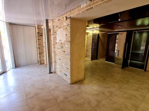 комерційна за адресою Богоявленський просп. (Жовтневий), 39