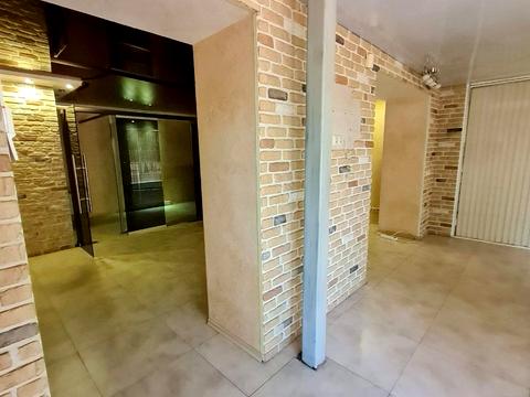 комерційна за адресою Богоявленський просп. (Жовтневий), 39