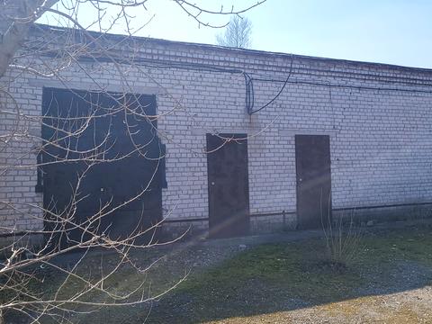 комерційна за адресою Відродження просп. (Аношкіна), 180