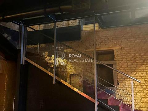 комерційна за адресою Костельна вул., 4