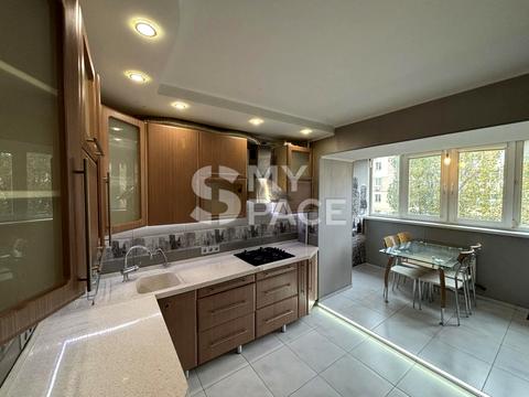 квартира за адресою Ніжинська вул., 10