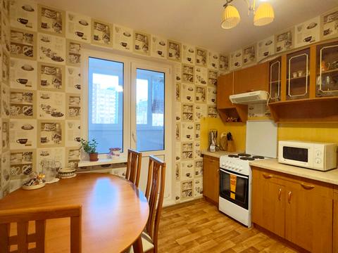 квартира за адресою Михайла Максимовича вул. (Онуфрія Трутенка), 9-Б