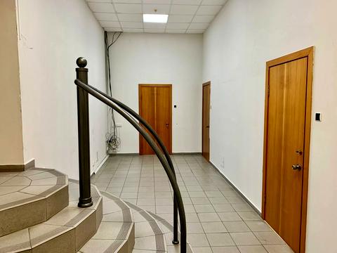 коммерческая по адресу Андрея Фабра ул. (Андрія Фабра), 10