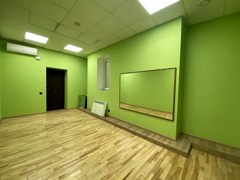 комерційна за адресою Гната Хоткевича вул. (Червоногвардійська), 12