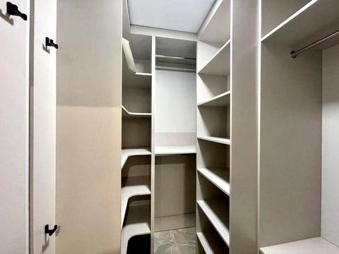 квартира за адресою Олександра Олеся вул., 9-А