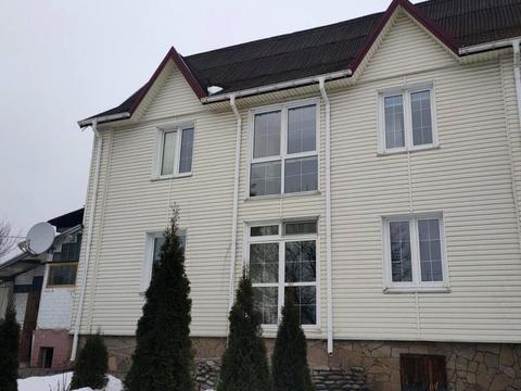 будинок за адресою Богдана Хмельницького вул.