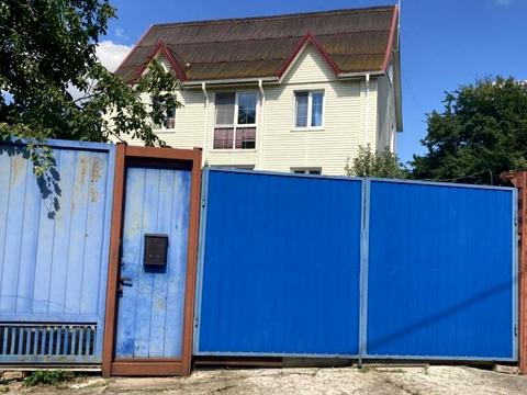 будинок за адресою Богдана Хмельницького вул.