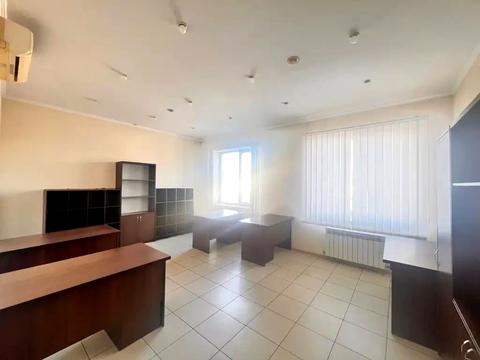 комерційна за адресою Богдана Хмельницького просп. (Героїв Сталінграда), 159