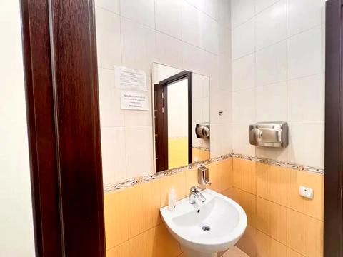 комерційна за адресою Богдана Хмельницького просп. (Героїв Сталінграда), 159