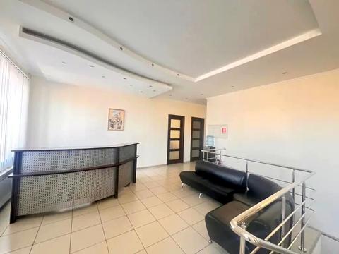 комерційна за адресою Богдана Хмельницького просп. (Героїв Сталінграда), 159