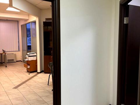 комерційна за адресою Антоновича вул. (Горького), 170/172