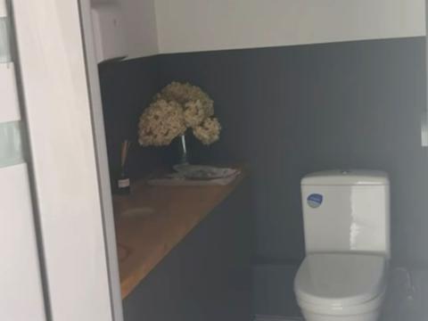 комерційна за адресою Синельниківська вул., 14