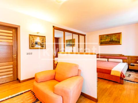 квартира за адресою Хрещатик вул., 6