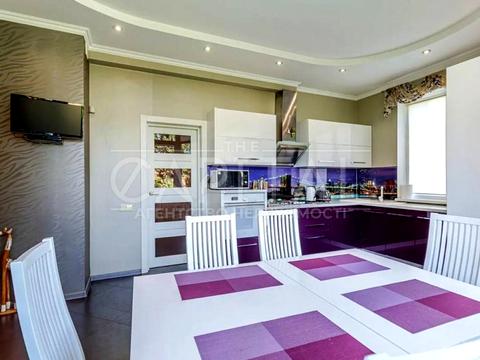 будинок за адресою Космонавтів