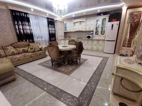 будинок за адресою київська