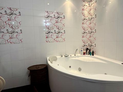 квартира по адресу Костанди ул., 203/1