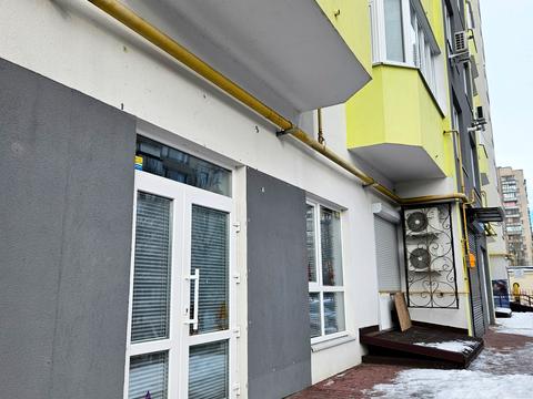 комерційна за адресою Перемоги просп., 25/2