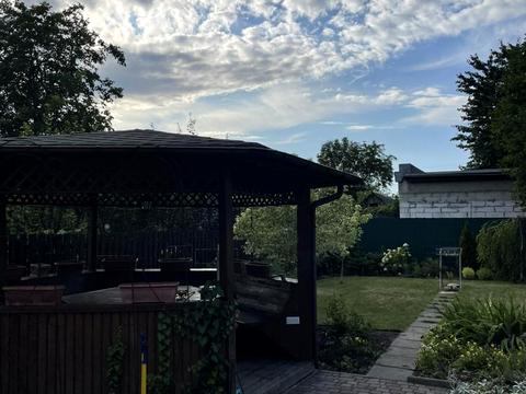 будинок за адресою 20-та Садова вул.