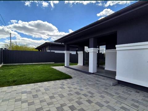 будинок за адресою Сологуба вул.