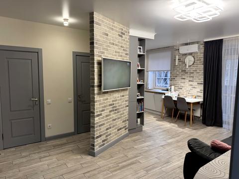 квартира за адресою Академіка Лебедєва вул., 1/7