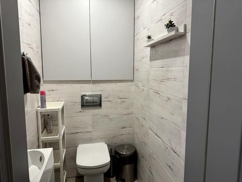 квартира за адресою Академіка Лебедєва вул., 1/7