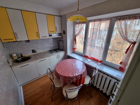 квартира за адресою Кирило-Мефодіївська вул., 15