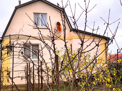 будинок за адресою  Теплодар, Центральна, 1