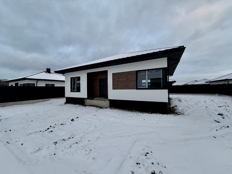 будинок за адресою Шкільна