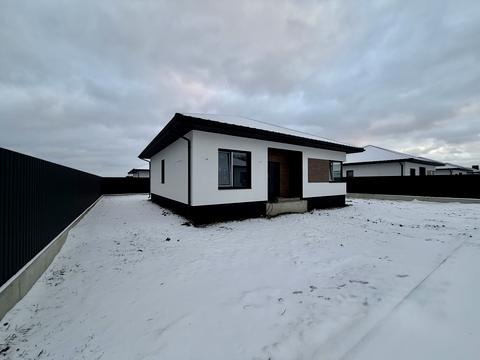 дом по адресу с. Боратин, Шкільна