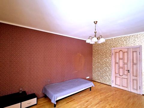 комерційна за адресою Вишнева вул., 36