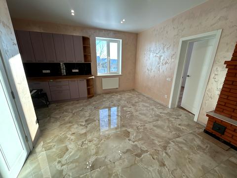 будинок за адресою с. Крюківщина, Молодіжна