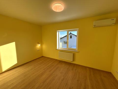 будинок за адресою с. Крюківщина, Молодіжна