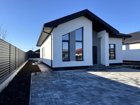 будинок за адресою Набережна