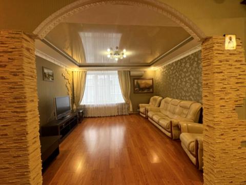 квартира за адресою Академіка Ющенка вул., 6