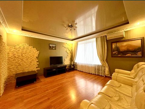 квартира за адресою Академіка Ющенка вул., 6