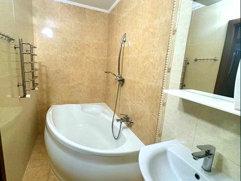 квартира за адресою Академіка Ющенка вул., 6